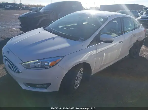 1FADP3J25GL206220 2016 FORD FOCUS - Image 2