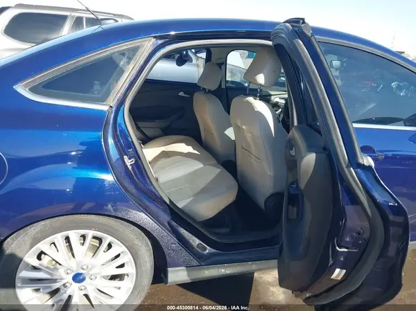 1FADP3J25GL234289 2016 FORD FOCUS - Image 8