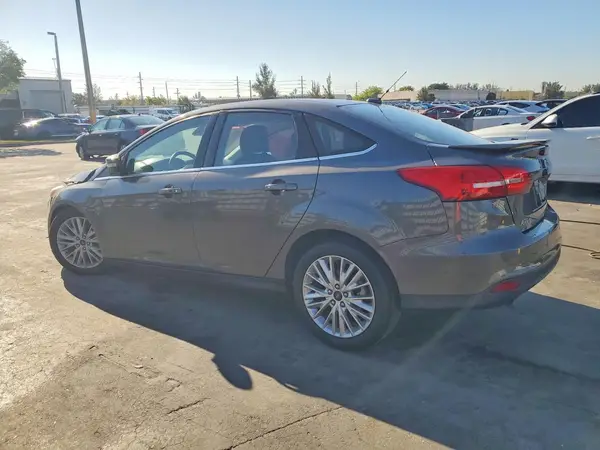 1FADP3J25GL242196 2016 FORD FOCUS - Image 2