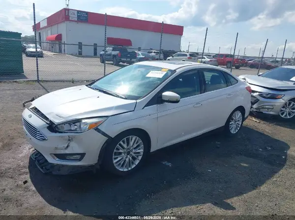 1FADP3J25GL252971 2016 FORD FOCUS - Image 2