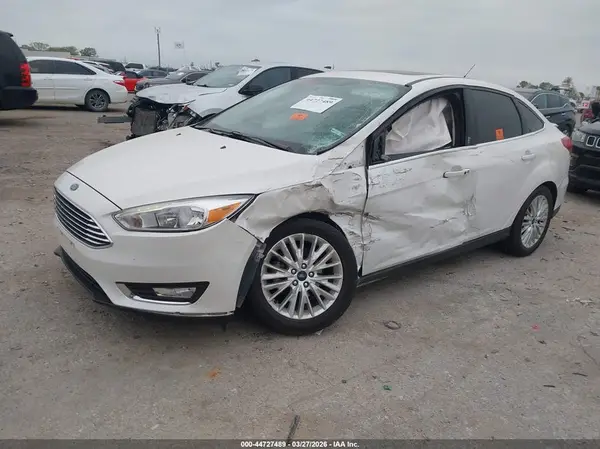 1FADP3J25GL310061 2016 FORD FOCUS - Image 2