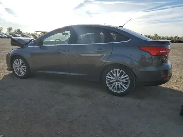 1FADP3J25GL312604 2016 FORD FOCUS - Image 2