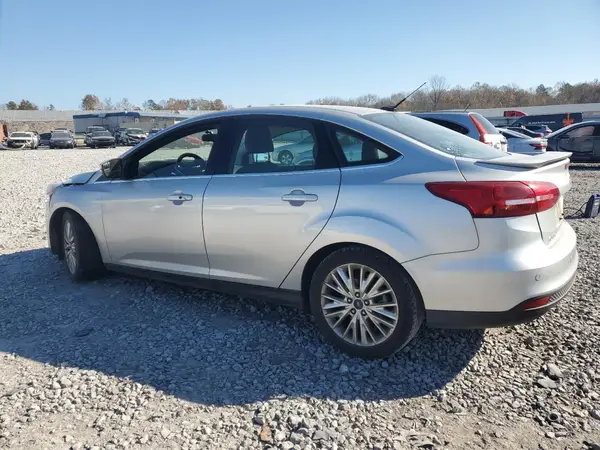 1FADP3J25HL238053 2017 FORD FOCUS - Image 2