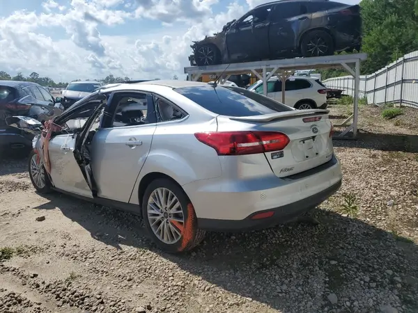 1FADP3J25HL242281 2017 FORD FOCUS - Image 2