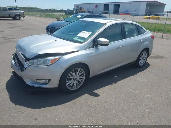 1FADP3J25HL264734 2017 FORD FOCUS - Image 2