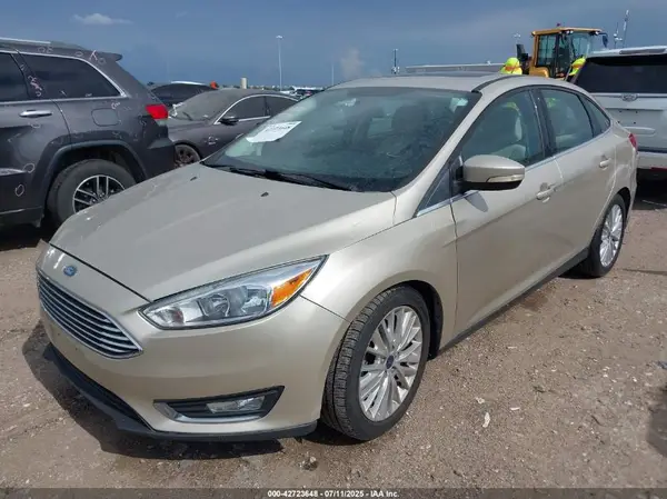 1FADP3J25HL267682 2017 FORD FOCUS - Image 2