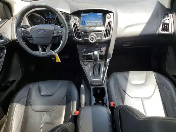 1FADP3J25HL272350 2017 FORD FOCUS - Image 8