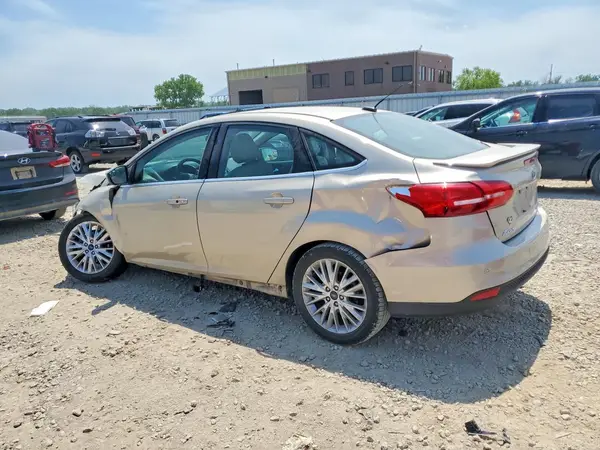 1FADP3J25HL272901 2017 FORD FOCUS - Image 2