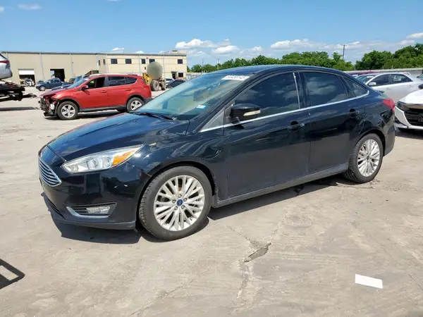 1FADP3J25JL233117 2018 FORD FOCUS - Image 2