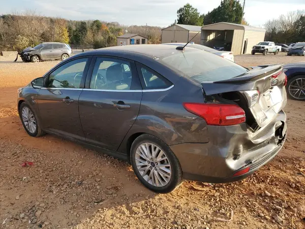 1FADP3J25JL247132 2018 FORD FOCUS - Image 2