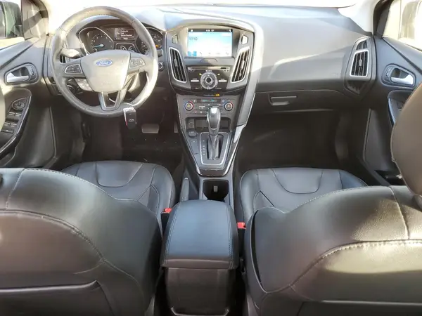 1FADP3J25JL247132 2018 FORD FOCUS - Image 8