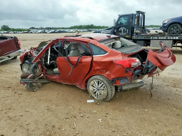 1FADP3J25JL272029 2018 FORD FOCUS - Image 2