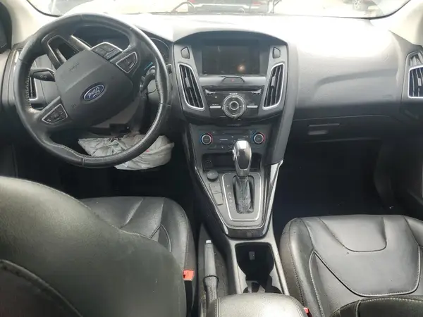 1FADP3J25JL294595 2018 FORD FOCUS - Image 8