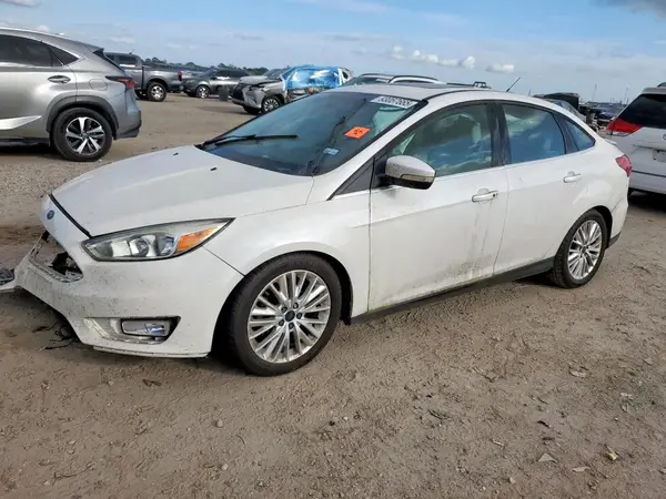 1FADP3J25JL314733 2018 FORD FOCUS - Image 1