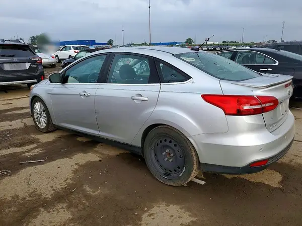 1FADP3J26GL252204 2016 FORD FOCUS - Image 2