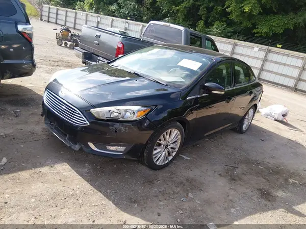 1FADP3J26GL262229 2016 FORD FOCUS - Image 2