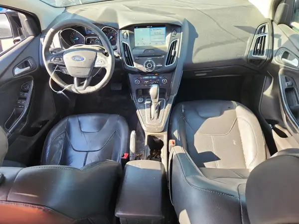 1FADP3J26GL301109 2016 FORD FOCUS - Image 8