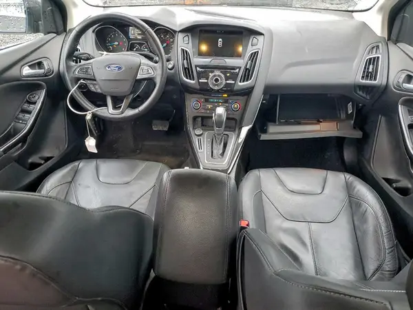 1FADP3J26GL325085 2016 FORD FOCUS - Image 8