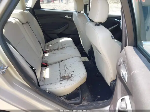 1FADP3J26HL200802 2017 FORD FOCUS - Image 8