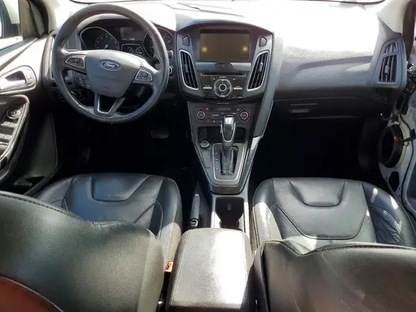 1FADP3J26HL208463 2017 FORD FOCUS - Image 8