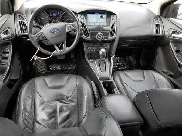 1FADP3J26HL210780 2017 FORD FOCUS - Image 8