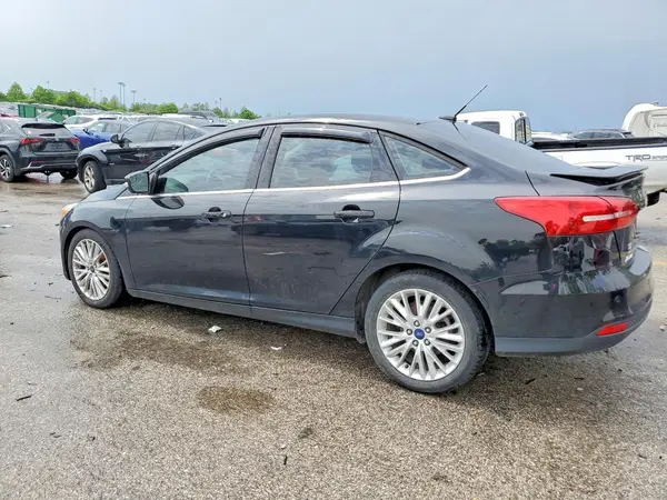 1FADP3J26HL219513 2017 FORD FOCUS - Image 2
