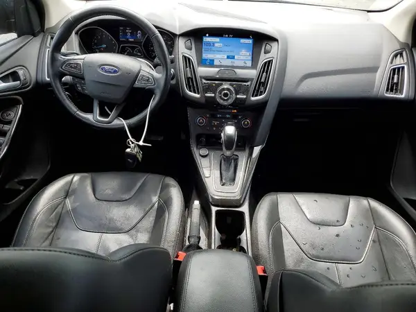 1FADP3J26HL219513 2017 FORD FOCUS - Image 8