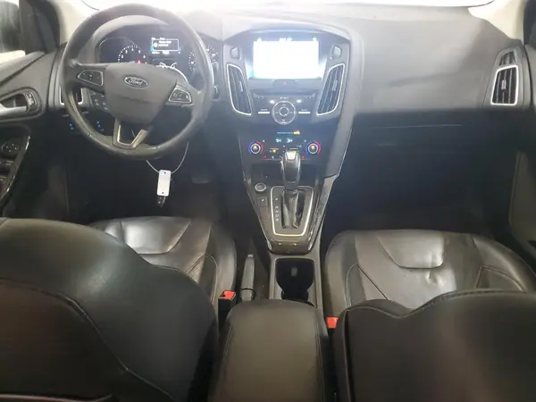 1FADP3J26HL238806 2017 FORD FOCUS - Image 8