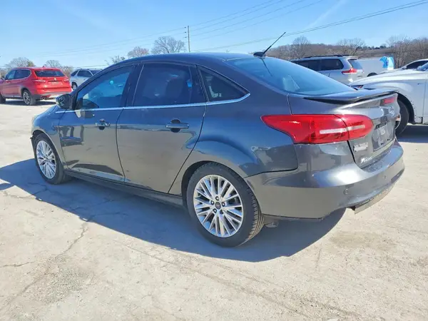 1FADP3J26HL253578 2017 FORD FOCUS - Image 2