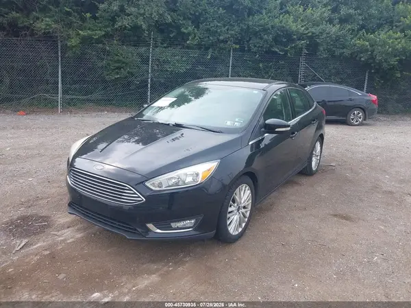 1FADP3J26HL256481 2017 FORD FOCUS - Image 2