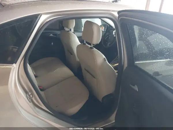 1FADP3J26HL279839 2017 FORD FOCUS - Image 8