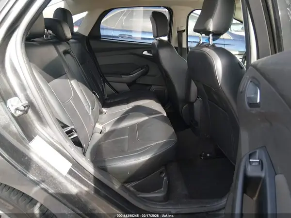 1FADP3J26HL288153 2017 FORD FOCUS - Image 8