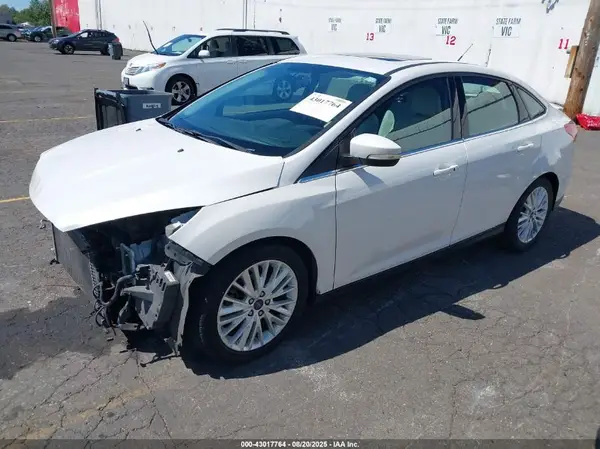 1FADP3J26HL288170 2017 FORD FOCUS - Image 2