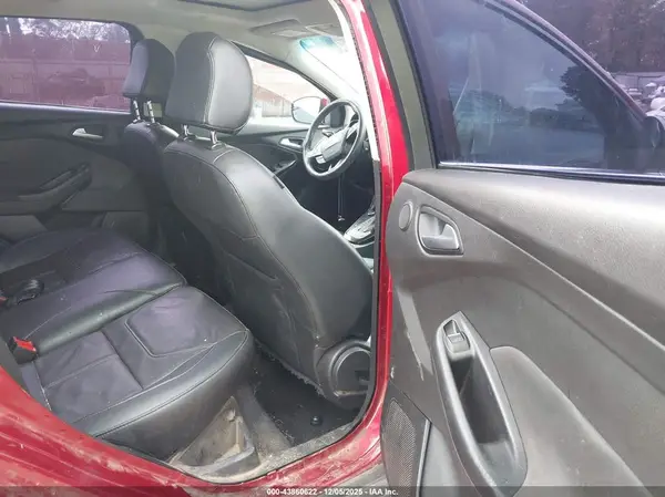 1FADP3J26HL332765 2017 FORD FOCUS - Image 8