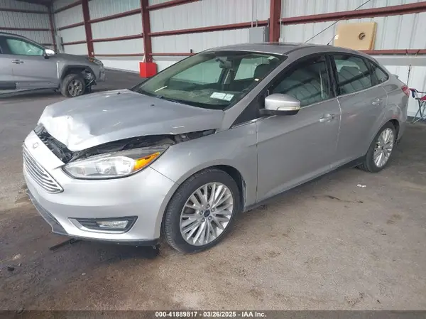 1FADP3J26HL335777 2017 FORD FOCUS - Image 2