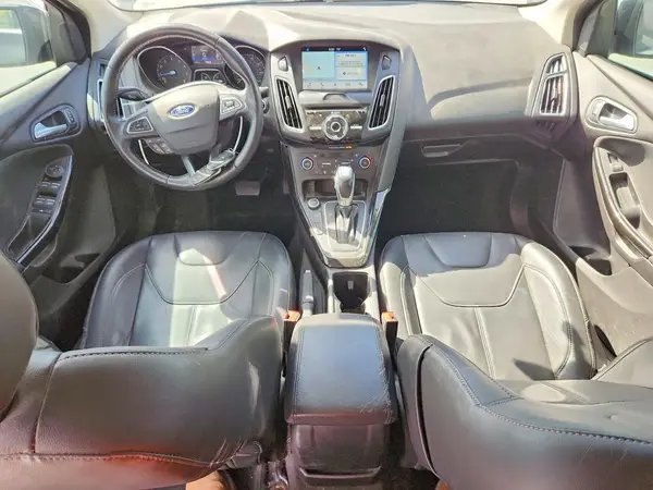 1FADP3J26JL233093 2018 FORD FOCUS - Image 8