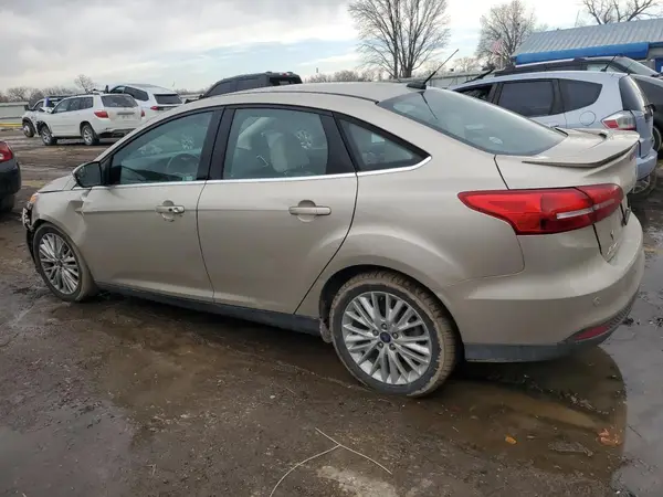 1FADP3J26JL250010 2018 FORD FOCUS - Image 2
