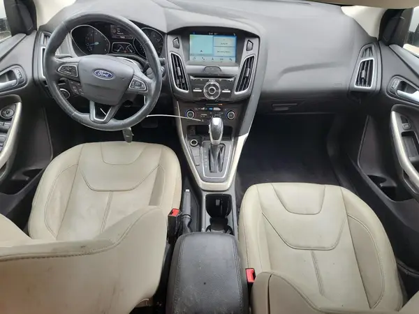 1FADP3J26JL252971 2018 FORD FOCUS - Image 8