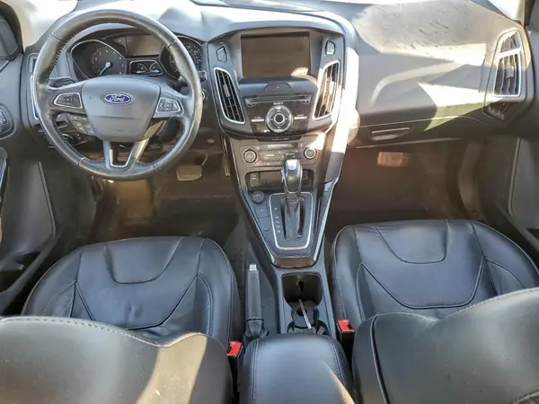1FADP3J26JL270032 2018 FORD FOCUS - Image 8