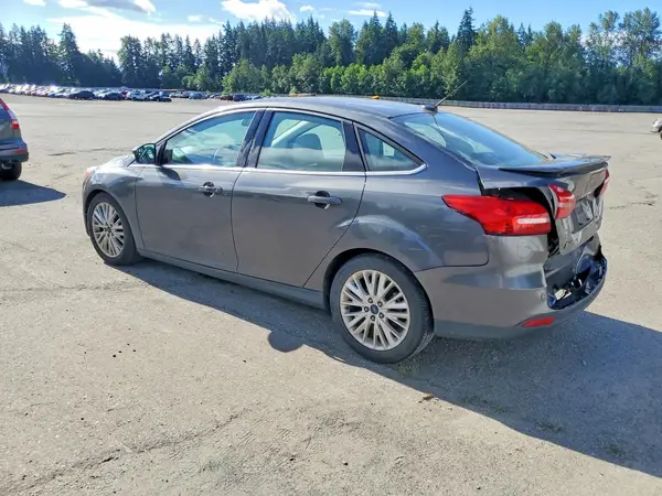 1FADP3J26JL283167 2018 FORD FOCUS - Image 2