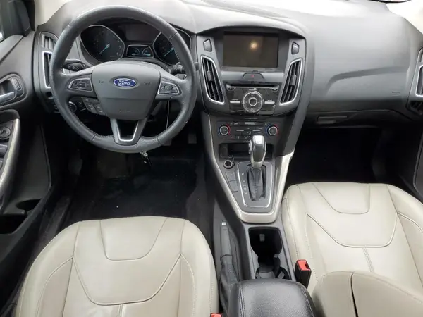 1FADP3J26JL284299 2018 FORD FOCUS - Image 8
