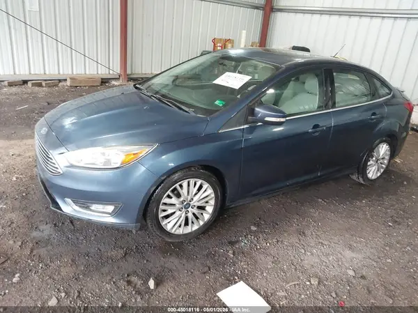 1FADP3J26JL294203 2018 FORD FOCUS - Image 2