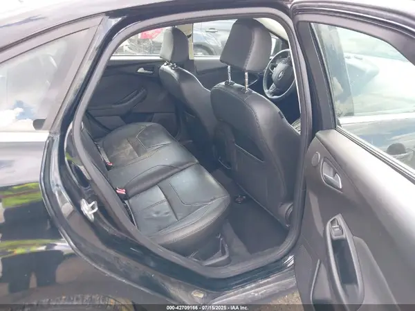 1FADP3J27GL215436 2016 FORD FOCUS - Image 8