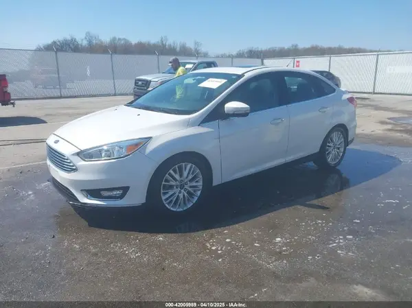 1FADP3J27GL359200 2016 FORD FOCUS - Image 2