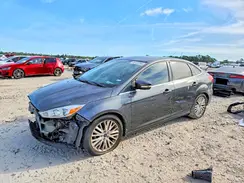 1FADP3J27GL380225 2016 FORD FOCUS