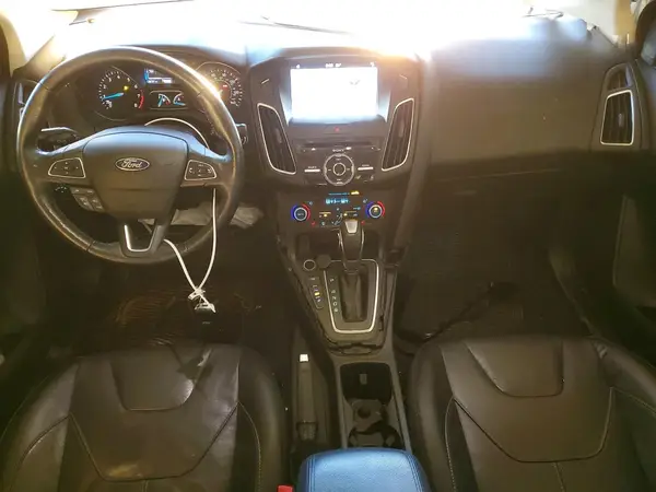 1FADP3J27HL208777 2017 FORD FOCUS - Image 8