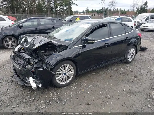 1FADP3J27HL215051 2017 FORD FOCUS - Image 2