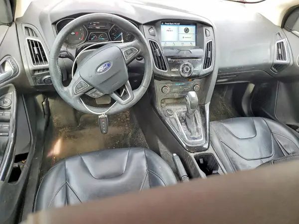 1FADP3J27HL257297 2017 FORD FOCUS - Image 8