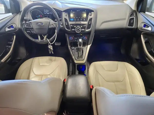 1FADP3J27HL287867 2017 FORD FOCUS - Image 8