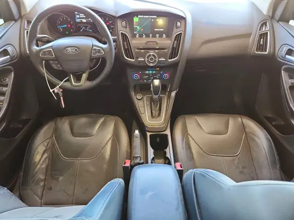 1FADP3J27HL288257 2017 FORD FOCUS - Image 8